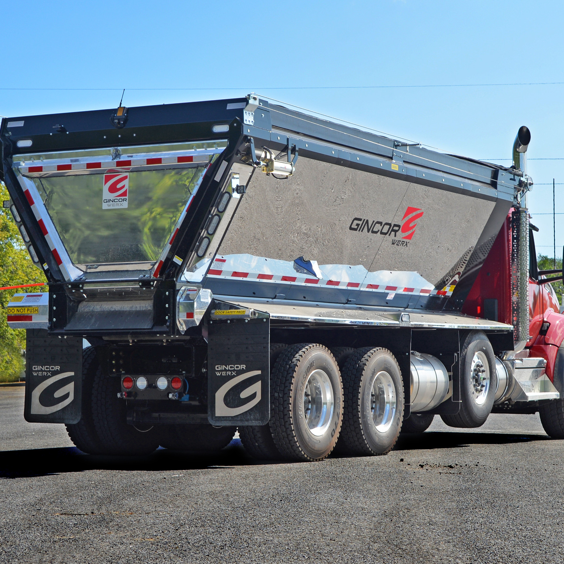 Global Village Trucking Company UK盤 Global Village Trucking Co
